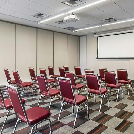 Four Points By Sheraton At Phoenix Mesa Gateway Airport Exteriör bild