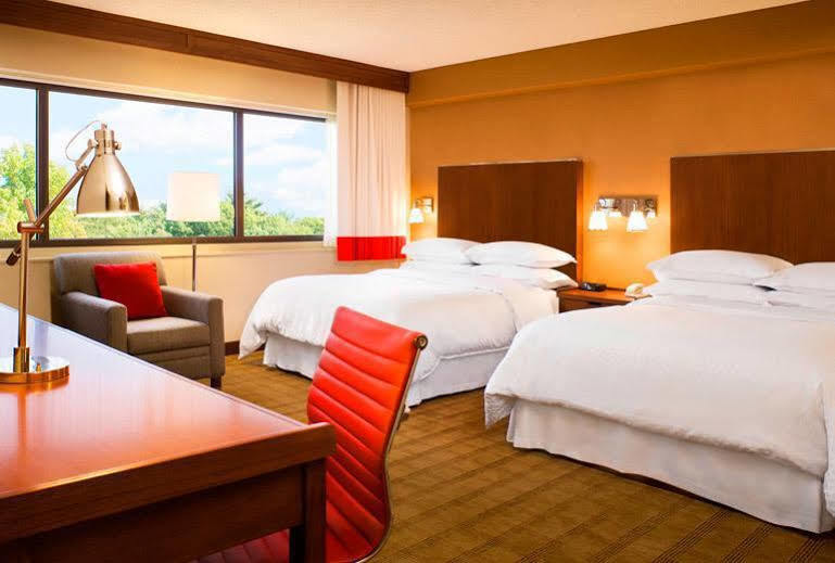 Four Points By Sheraton At Phoenix Mesa Gateway Airport Exteriör bild
